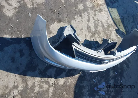 2011 Nissan Versa 1.8Sl z USA, uszkodzony, nr VIN 3N1BC1CP3BL367868